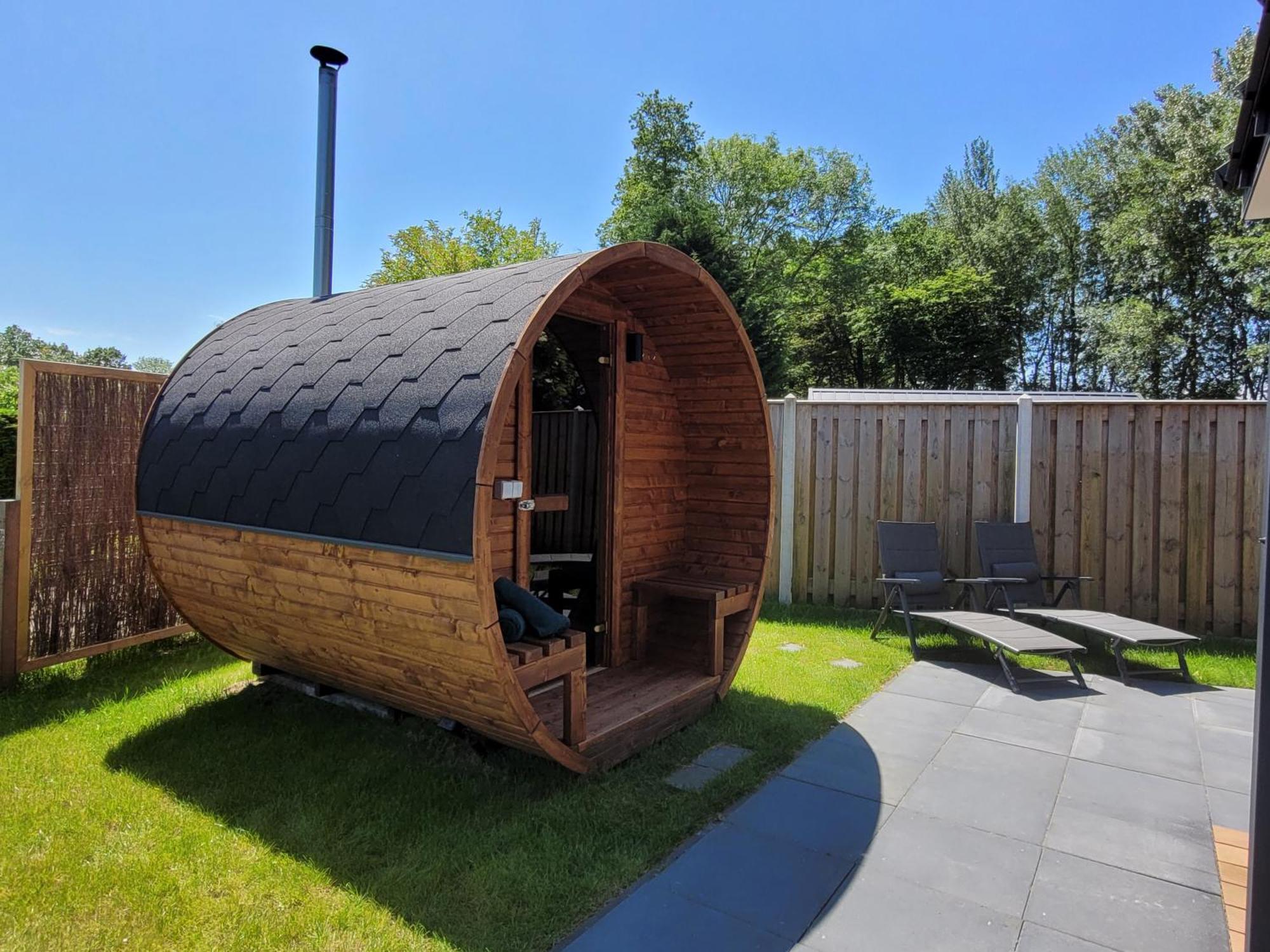 Tiny Zen House In Heinkenszand With Private Sauna, Airco, Outdoor Swimming Pool, Wifi And 2 Bedrooms Dış mekan fotoğraf